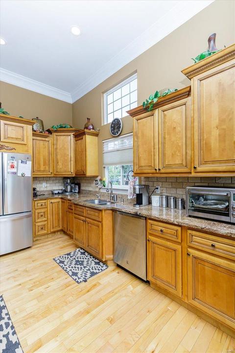 1009 Castleview Ct, Saint Charles, MO 63304 photo 19