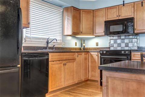 1302 Wissmann Dr, Ballwin, MO 63011 photo 3