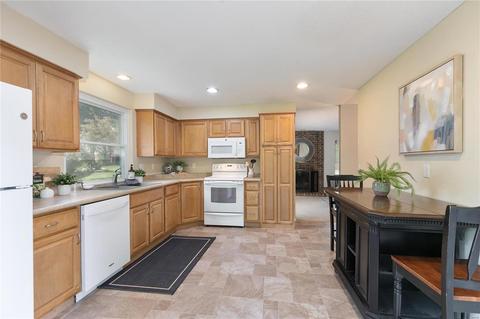 6 Newfield Ct, Ballwin, MO 63011 photo 14
