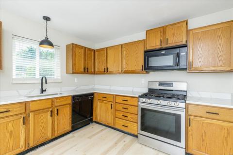 606 Saint Matthew Ave, O'fallon, MO 63366 photo 11