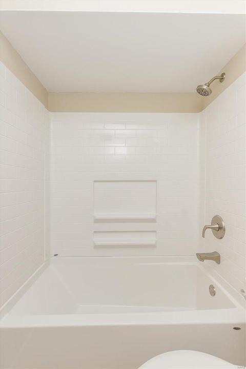 606 Saint Matthew Ave, O'fallon, MO 63366 photo 34