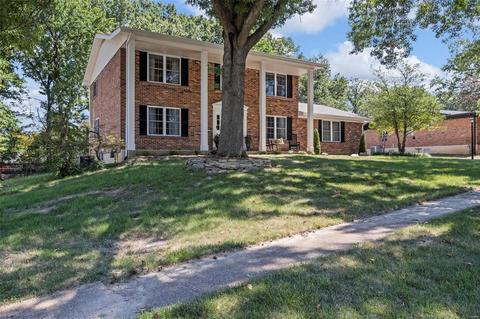 502 Lering Dr, Ballwin, MO 63011 photo 3