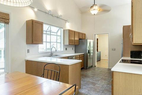 634 Carman Forest Ln, Ballwin, MO 63021 photo 10