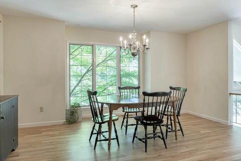 634 Carman Forest Ln, Ballwin, MO 63021 photo 14
