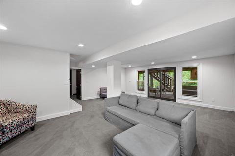 817 Parkfield Ter, Manchester, MO 63021 photo 10