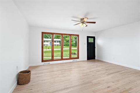 3476 Erman Ave, Bridgeton, MO 63044 photo 3