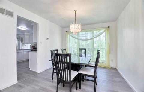 466 Elm Crossing Ct, Ballwin, MO 63021 photo 4