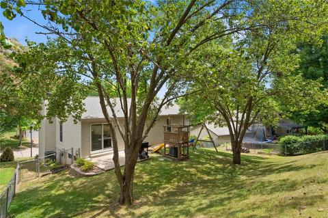 16 Rainfield Ct, Ballwin, MO 63021 photo 28