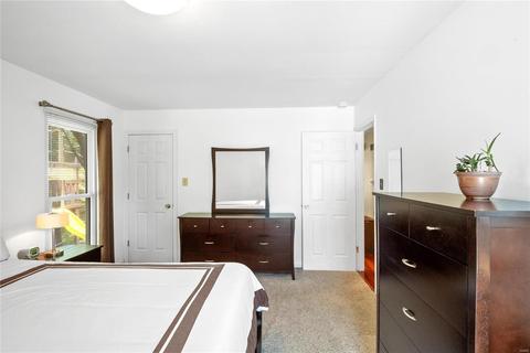 16 Rainfield Ct, Ballwin, MO 63021 photo 11
