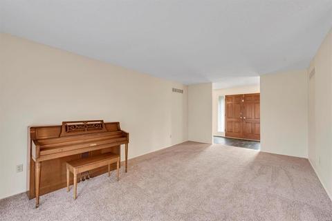 438 Brass Lamp Dr, Ballwin, MO 63011 photo 8