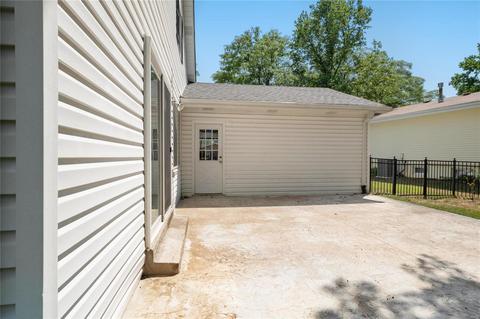 537 Cherry Ridge Ct, Ballwin, MO 63021 photo 35