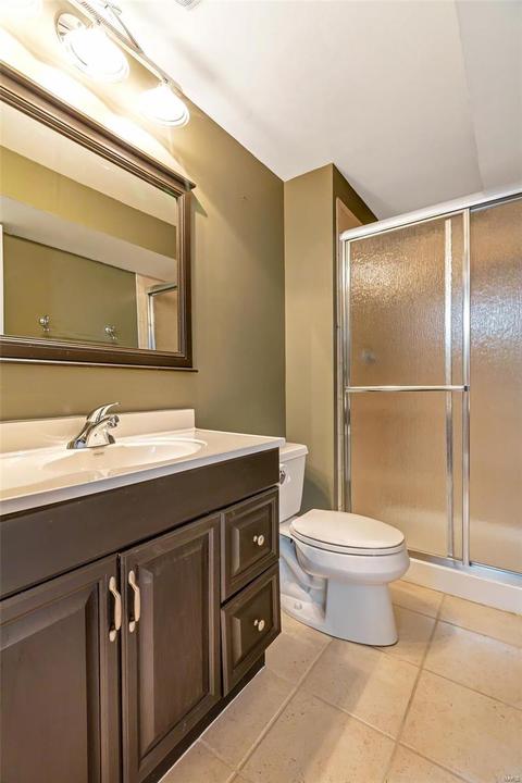 1077 Brook Mont Drive Dr, O'fallon, MO 63366 photo 41