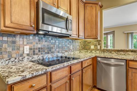 1077 Brook Mont Drive Dr, O'fallon, MO 63366 photo 12