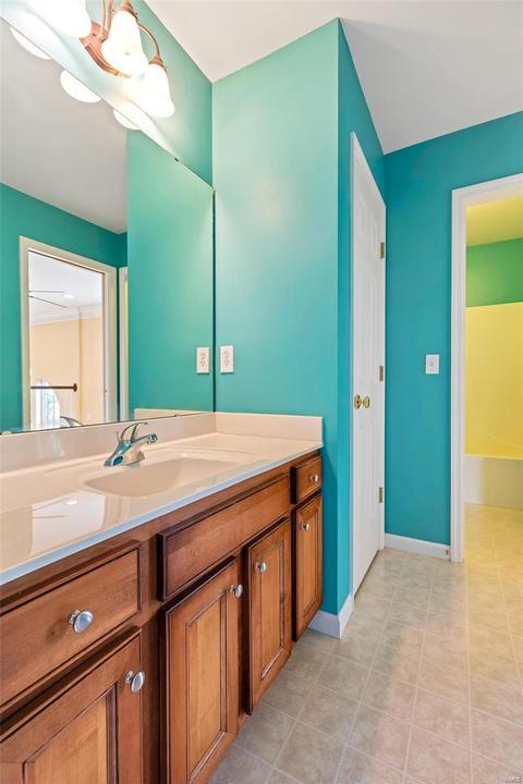 1077 Brook Mont Drive Dr, O'fallon, MO 63366 photo 38