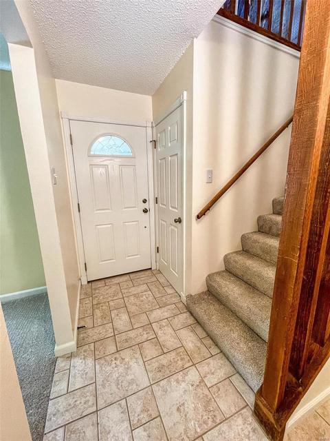 2357 Hidden Meadow Ln, Ballwin, MO 63021 photo 8