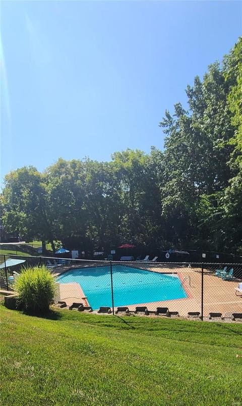 2357 Hidden Meadow Ln, Ballwin, MO 63021 photo 35