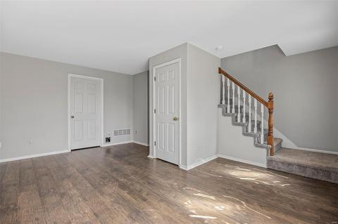 17005 Ashwood Trail Ct, Eureka, MO 63025 photo 4