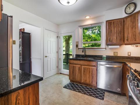 626 Dennison Dr, Ballwin, MO 63021 photo 11