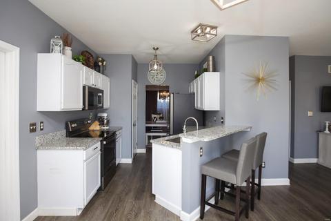 612 Topaz Dr, O'fallon, MO 63366 photo 14