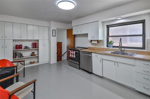 5124 Deville Ave, Shrewsbury, MO 63119 photo 7