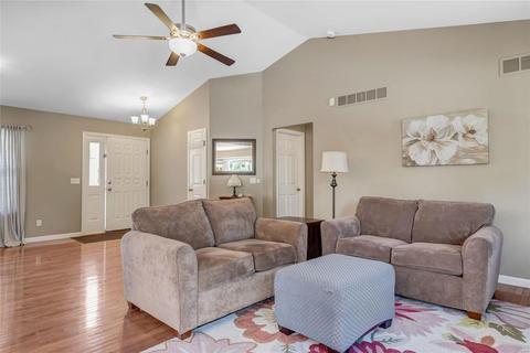 2 Spring Time Ct, Saint Charles, MO 63303 photo 5