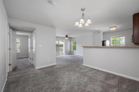 5202 Spring Creek Ln, O'fallon, MO 63368 photo 2