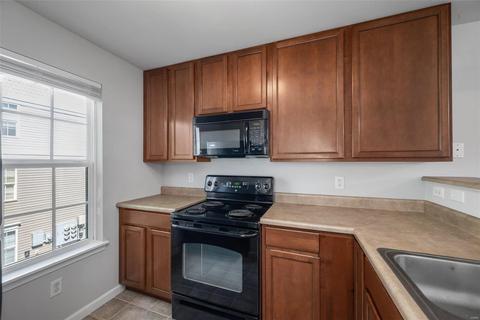 5202 Spring Creek Ln, O'fallon, MO 63368 photo 8