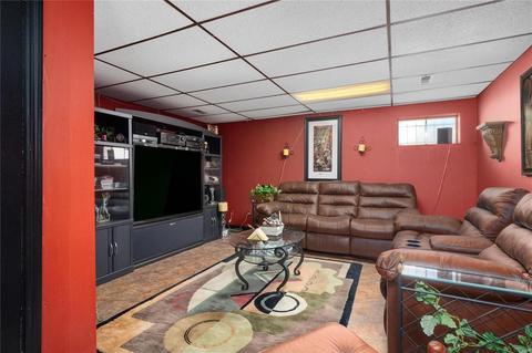 8 Dax Ct, Bridgeton, MO 63044 photo 33