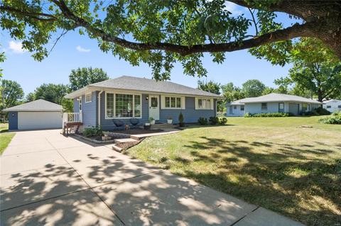 237 Hutchinson Rd, Ellisville, MO 63011 photo 2