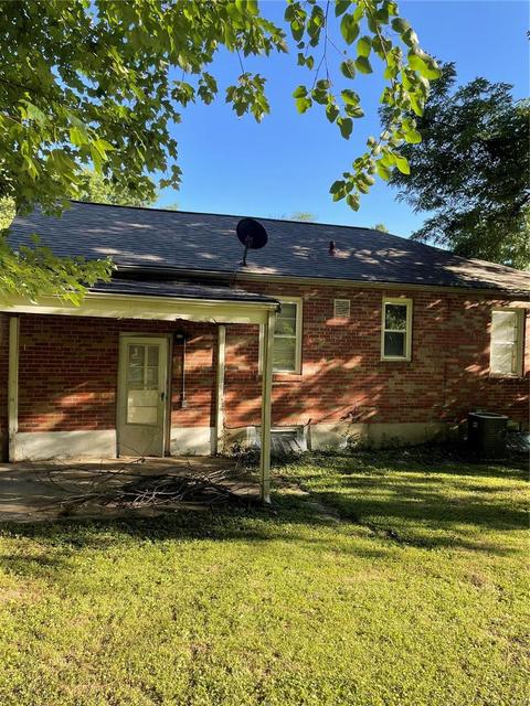 415 Robert Ave, Ferguson, MO 63135 photo 28