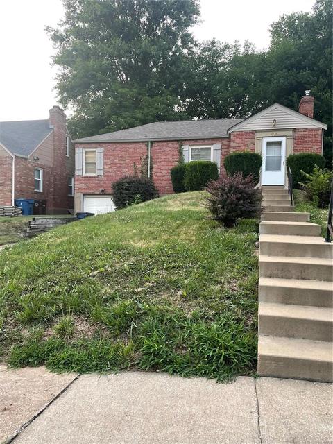 415 Robert Ave, Ferguson, MO 63135 photo 1