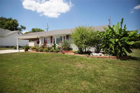 303 Essen Ln, Ballwin, MO 63021 photo 3