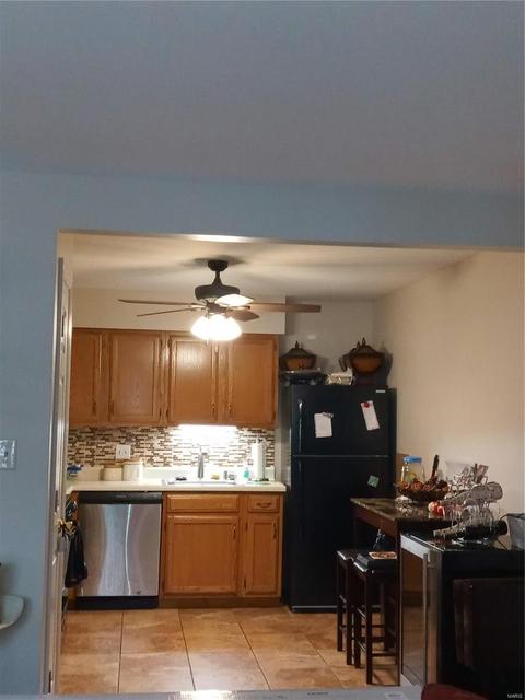 741 Ridgeside Dr #C, Ballwin, MO 63021 photo 2