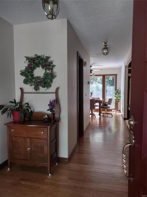 3 Forest Acres Ct, O'fallon, MO 63366 photo 3