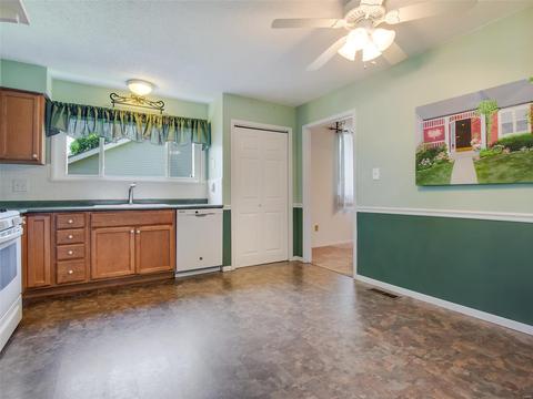 1343 Culpepper Ridge Dr, Ballwin, MO 63021 photo 9