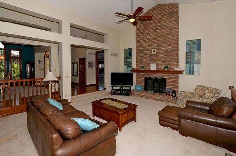 16022 Pierside Ln, Ellisville, MO 63021 photo 4