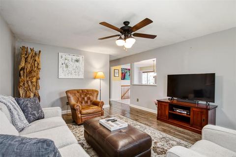 599 Golfwood Dr, Ballwin, MO 63021 photo 5