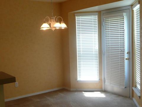 253 Centerfield Dr, O'fallon, MO 63366 photo 4