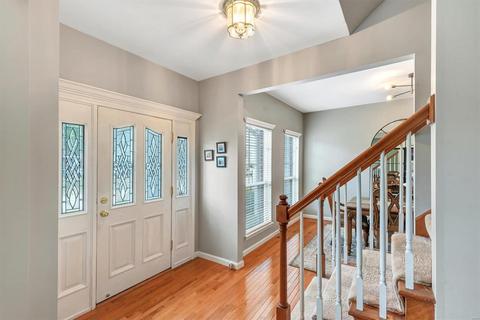 330 Gateford Dr, Ballwin, MO 63021 photo 4