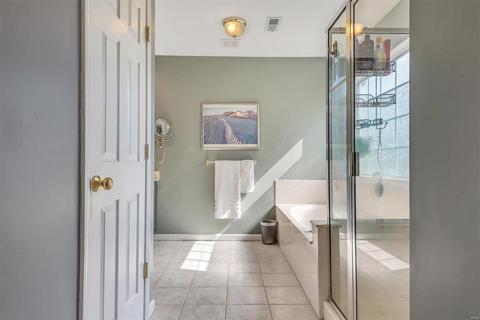 330 Gateford Dr, Ballwin, MO 63021 photo 25