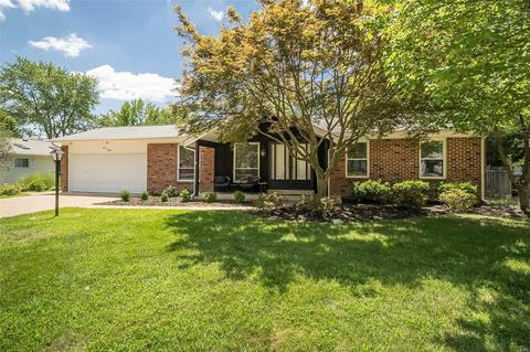 108 Whitewater Dr, Manchester, MO 63011 photo 2