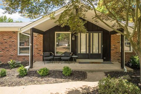 108 Whitewater Dr, Manchester, MO 63011 photo 3