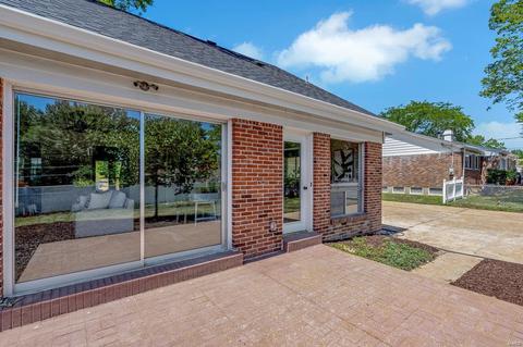 414 Claymont Dr, Ballwin, MO 63011 photo 38
