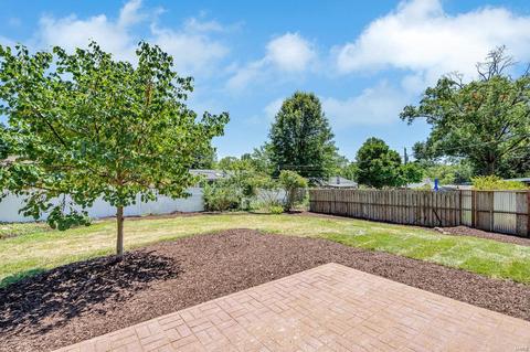 414 Claymont Dr, Ballwin, MO 63011 photo 37