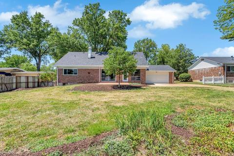 414 Claymont Dr, Ballwin, MO 63011 photo 39