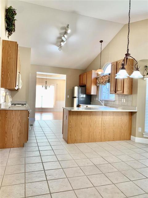794 Thunder Hill Dr, O'fallon, MO 63368 photo 3