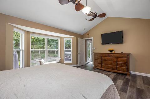 945 Kiefer Trails Dr, Ballwin, MO 63021 photo 17