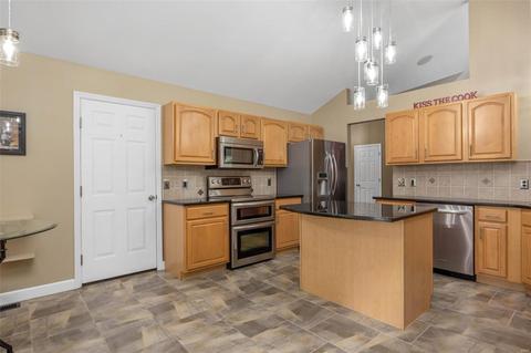 945 Kiefer Trails Dr, Ballwin, MO 63021 photo 24