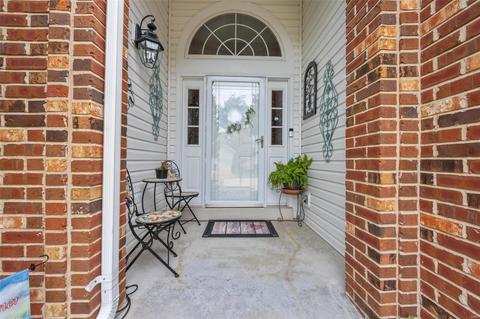 945 Kiefer Trails Dr, Ballwin, MO 63021 photo 4