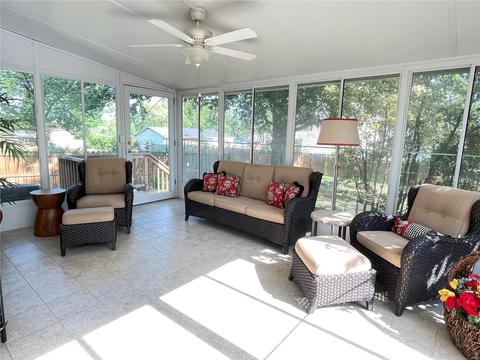 9727 Stanley Ave, Saint Louis, MO 63119 photo 12